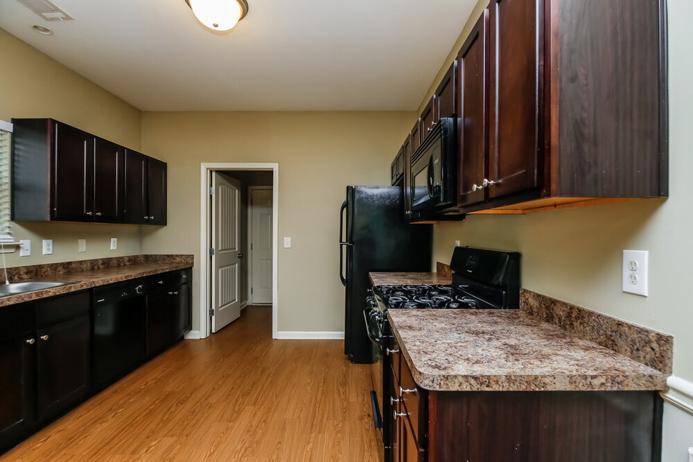 Building Photo - 466 Hill Crest Cir