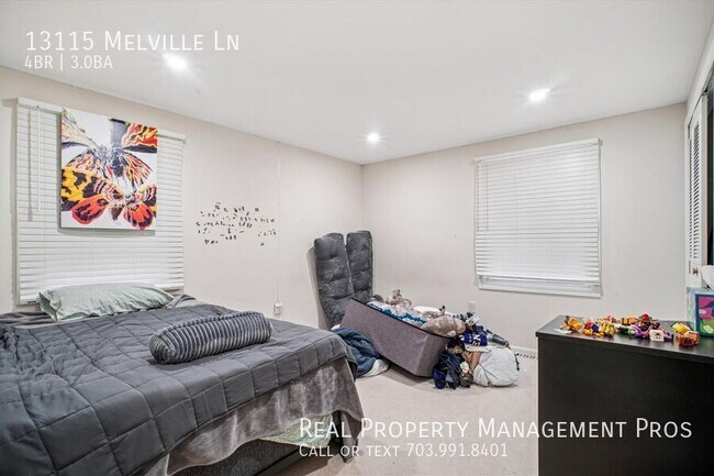 Building Photo - 13115 Melville Ln