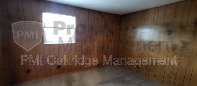 Building Photo - 1531 Spruce Ave