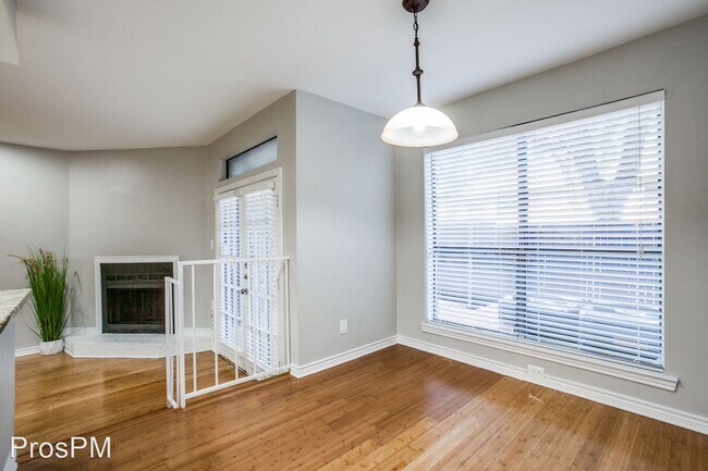Building Photo - 1 br, 1 bath House - 7525 Holly Hill Drive...