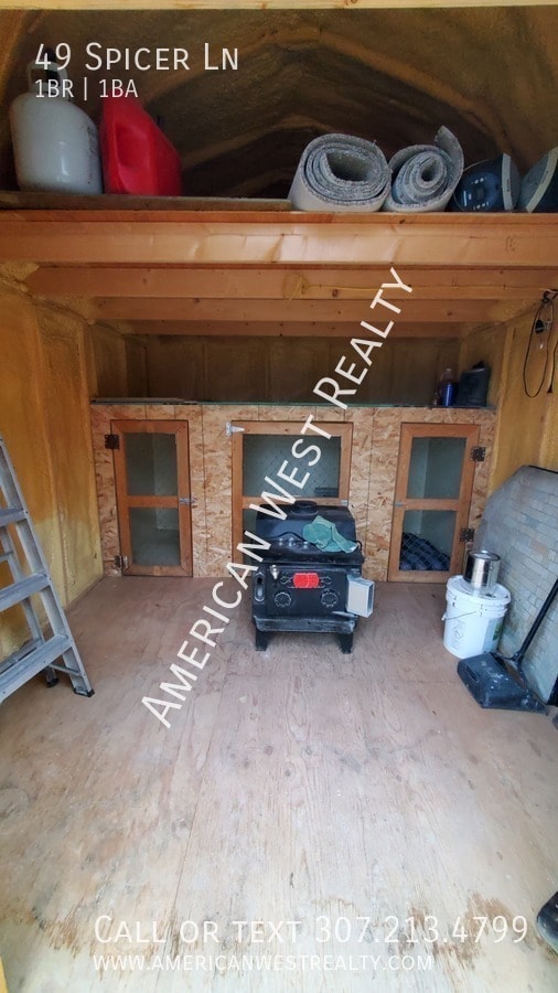 Building Photo - 49 Spicer Ln