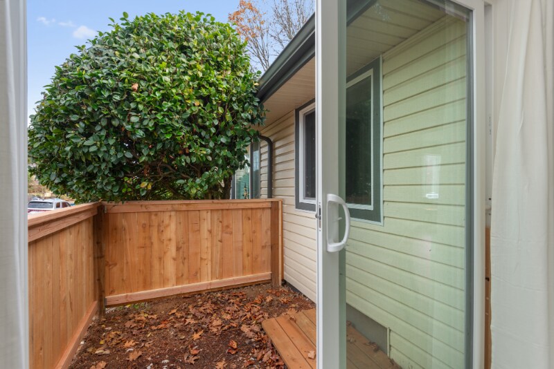 Building Photo - 5134 NE 22nd Ave