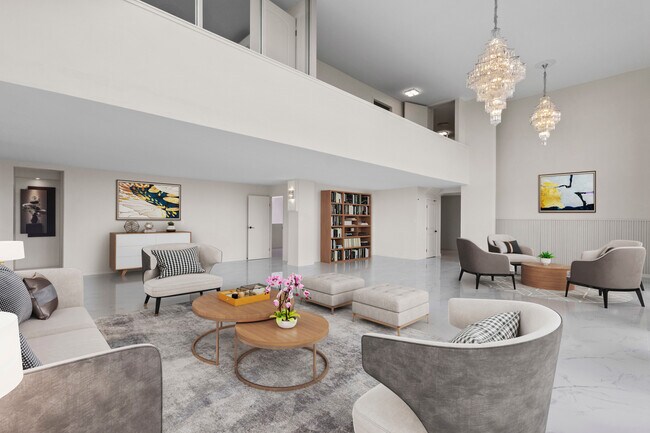 Building Photo - 555 University Ave