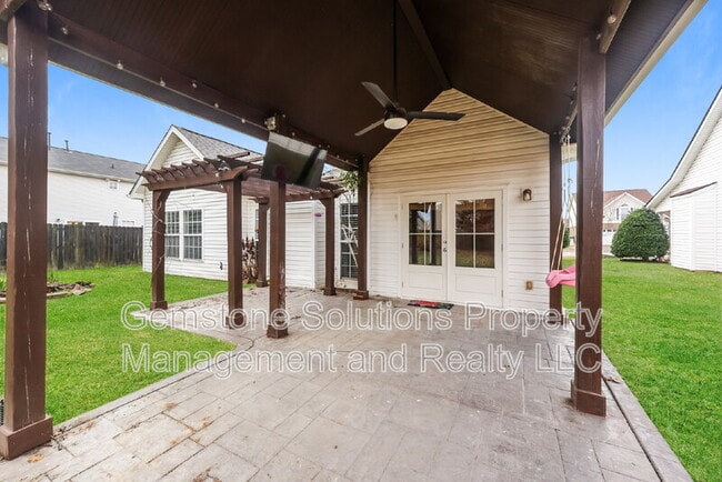 Building Photo - 1006 Prince St