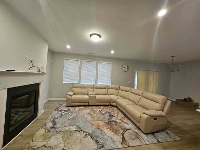 Building Photo - 1290 Jordan Brook Dr
