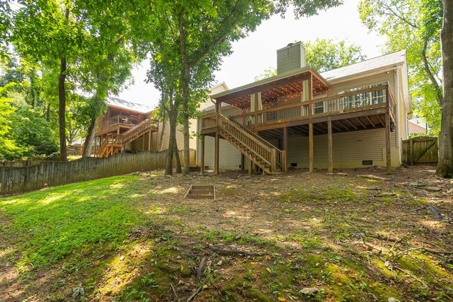 Building Photo - 1004 Elmshade Ln