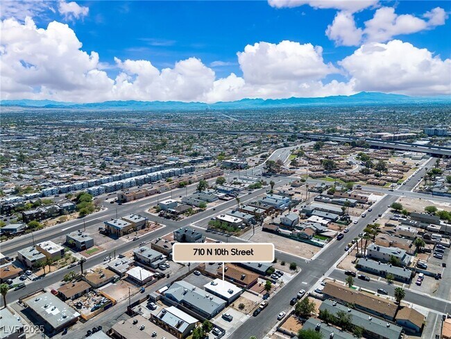 Building Photo - 710 N 10th St