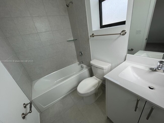 Building Photo - 24628 SW 118 Ct