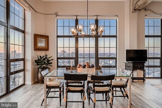 Building Photo - 1200 Steuart St