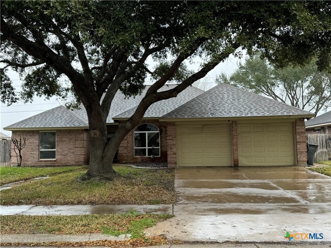 Building Photo - 617 Dunbar Dr