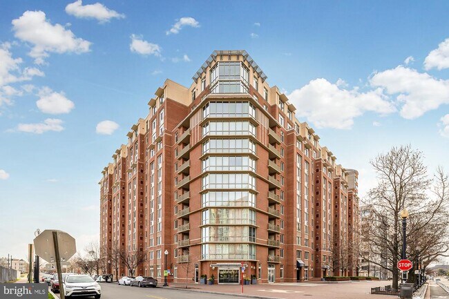 Building Photo - 1000 New Jersey Ave SE