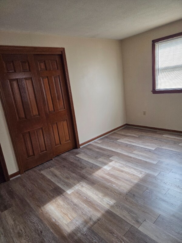 Building Photo - 76 William St