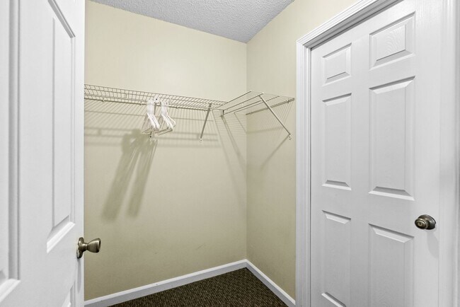 Building Photo - All Inclusive Seasonal Rental in Grand Pal...