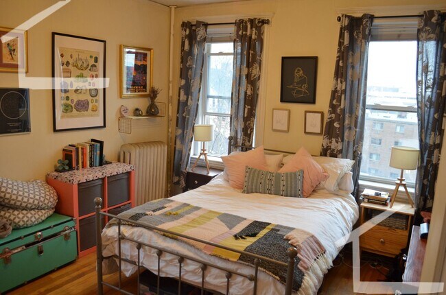 Building Photo - Spacious Allston 1 bed!!! JULY 1ST MOVE IN!!