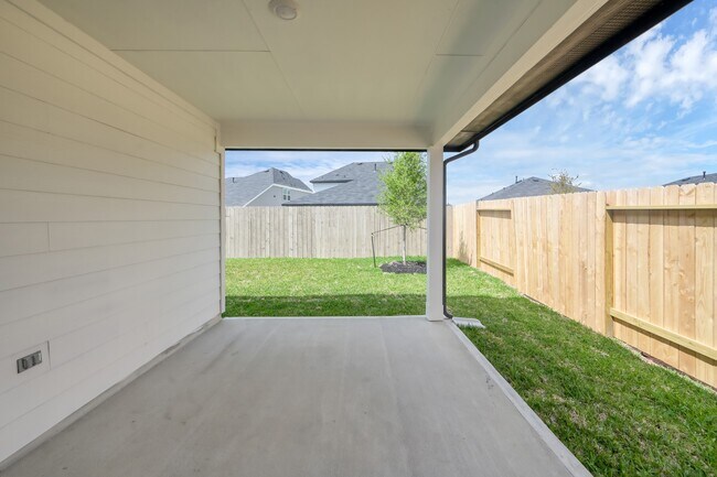 Building Photo - 647 Delicate Arch Dr