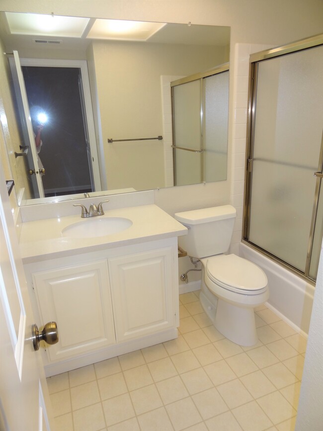 Building Photo - 161 Lynx Ct