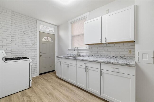 Building Photo - Beautiful Home for Rent