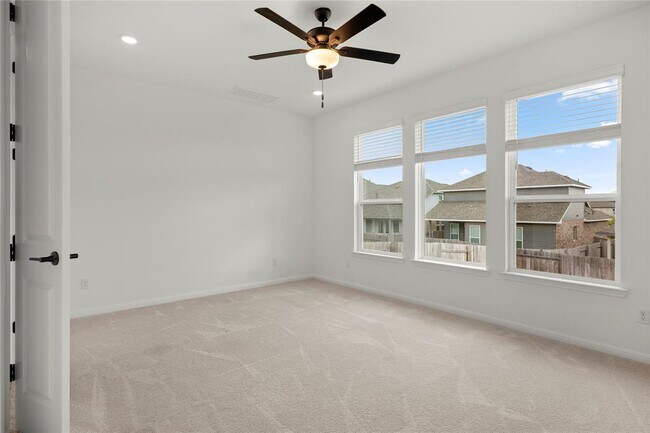 Building Photo - 236 Wingstem Wy