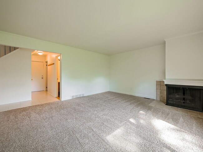 Building Photo - 42195 Park Ridge Rd