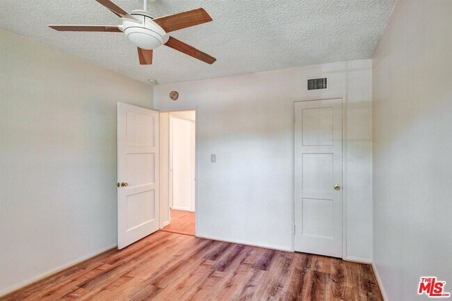 Building Photo - 2511 Castle Heights Ave