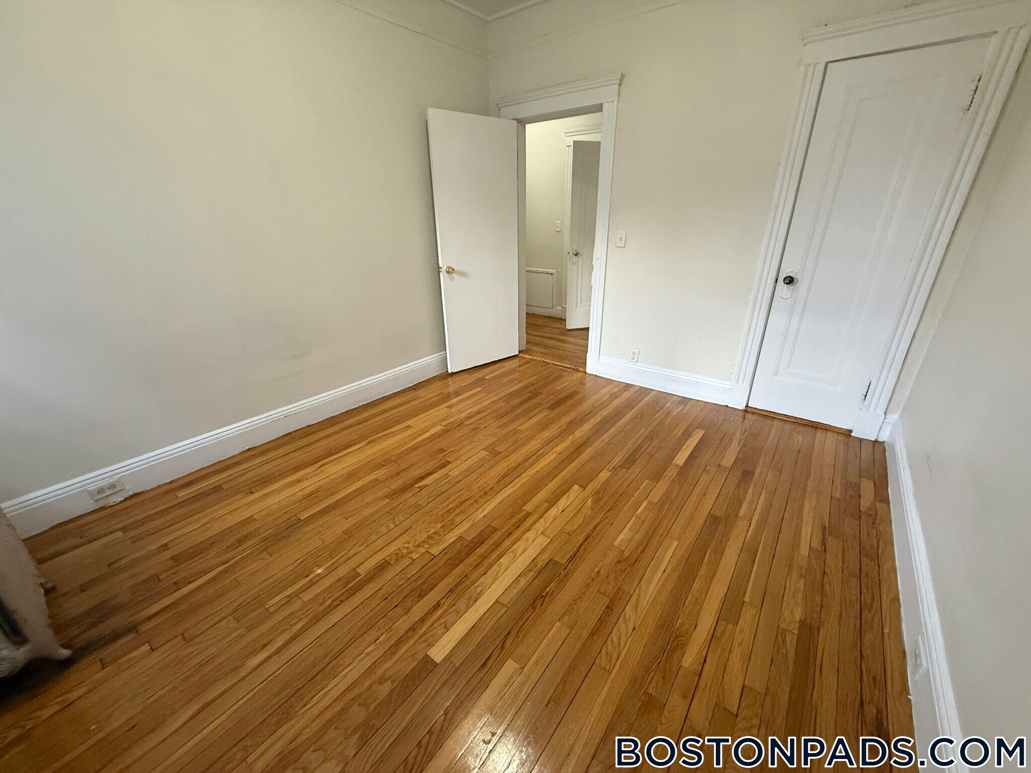 Building Photo - 1185 Boylston St