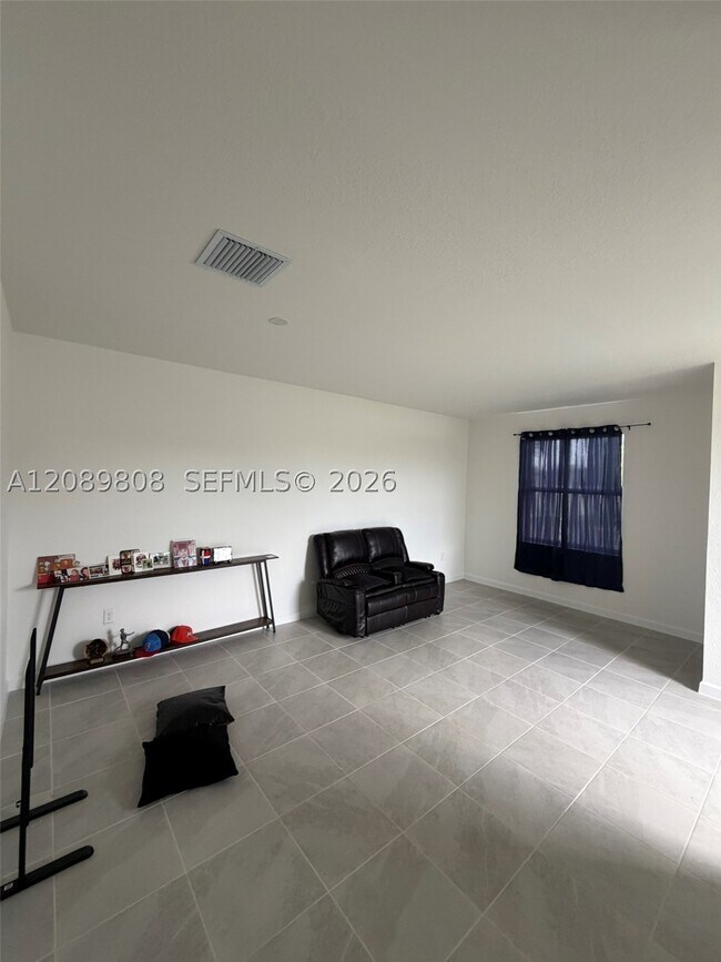 Building Photo - 35537 SW 189th Ave
