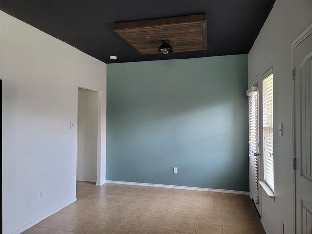 Building Photo - 121 Chalk Rd