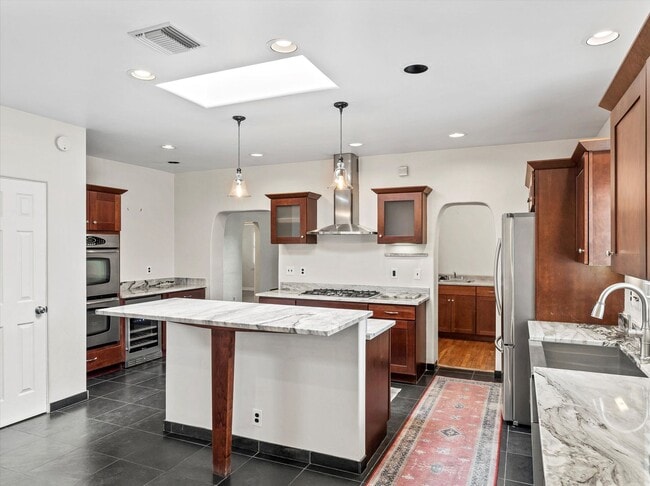 Building Photo - Sam Hughes Remodeled Home