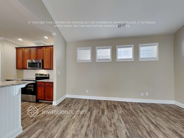 Building Photo - 250 Denby Cir