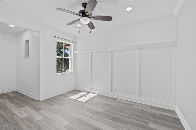 Building Photo - 2061 Foxtail View Ct