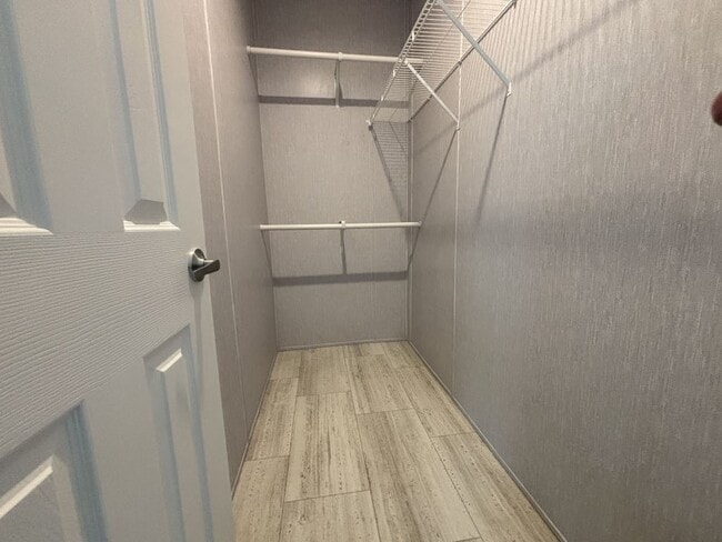 Building Photo - 2 Kimberly Ct