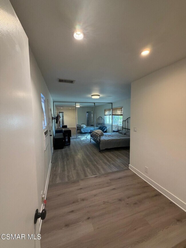 Building Photo - 18029 Bullock St