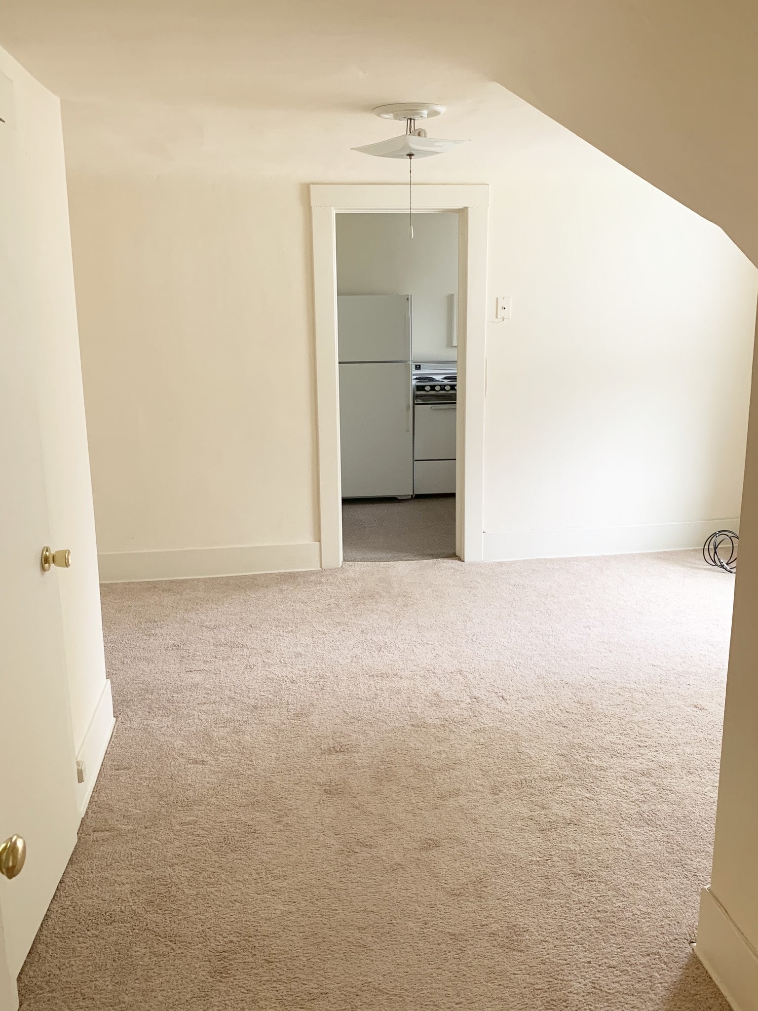 Building Photo - 423 Gotham St