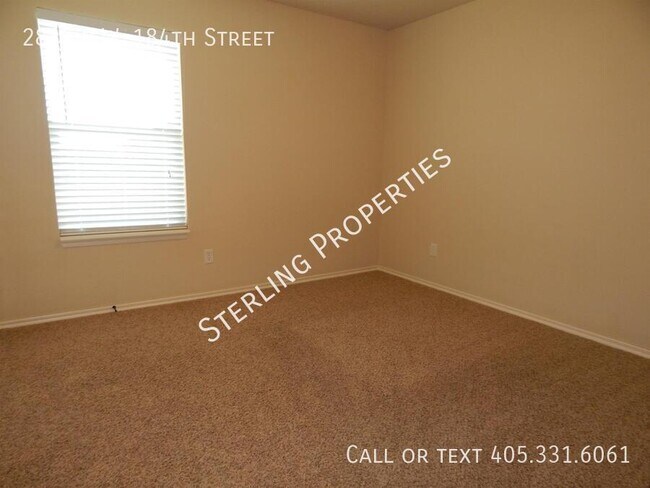 Building Photo - 2817 NW 184th St