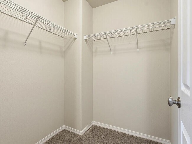 Building Photo - 61330 Huckleberry Pl