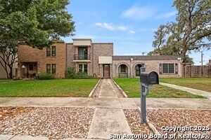 Building Photo - 162 Amistad Blvd