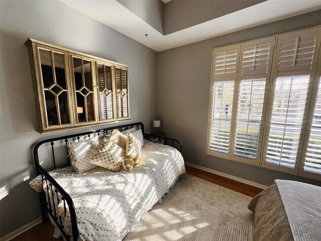 Building Photo - 901 Waterside Ln