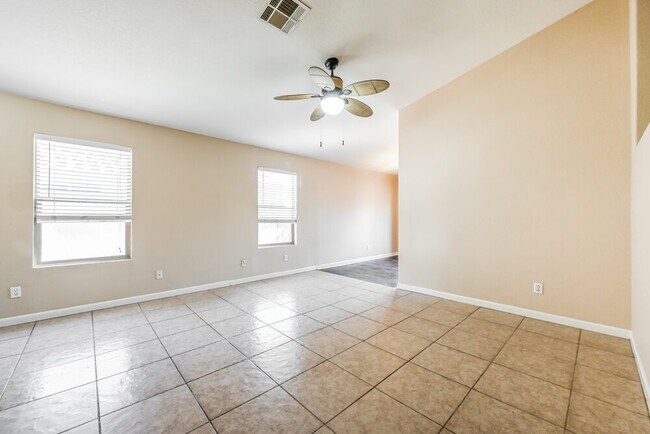 Building Photo - 15029 W Calavar Rd