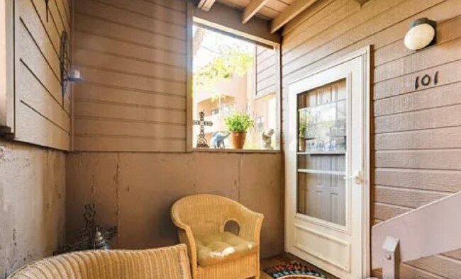 Building Photo - Beautiful 2 Bed 2 Bath in the heart of Boulder!