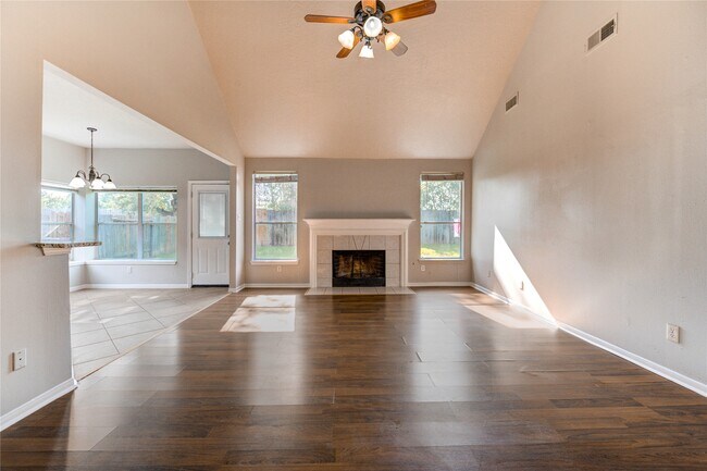 Building Photo - 16814 Benwick Dr