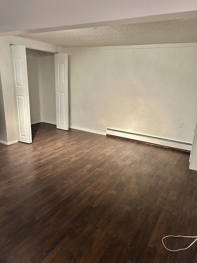 Building Photo - Cozy 1 Bed 1 Bath Apartment