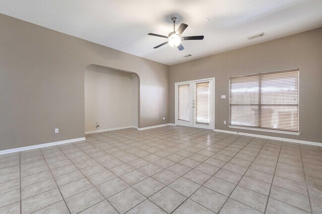 Building Photo - 5601 Lomita Verde Cir
