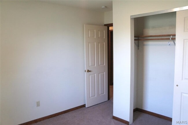 Building Photo - 1631 Thunderbird Ln