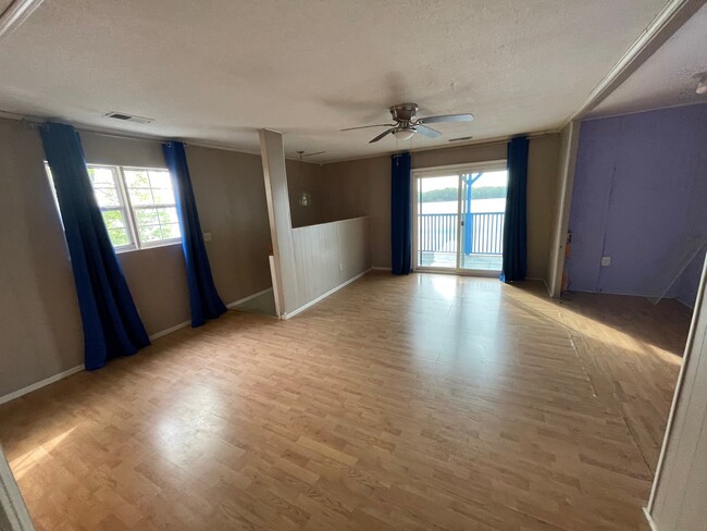 master bedroom - 6006 Lynn Rd