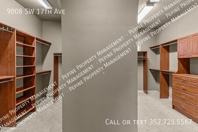 Building Photo - 9008 SW 17th Ave