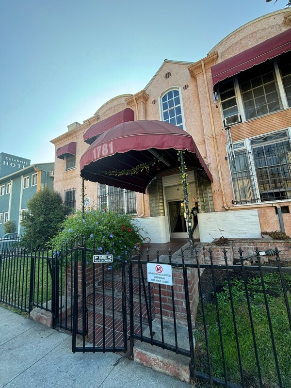 Building Photo - 1781 Orchid Ave