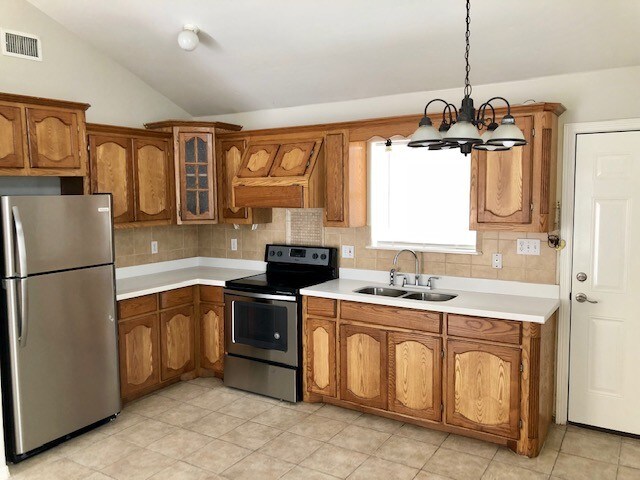 Building Photo - 724 S O'Hare Dr