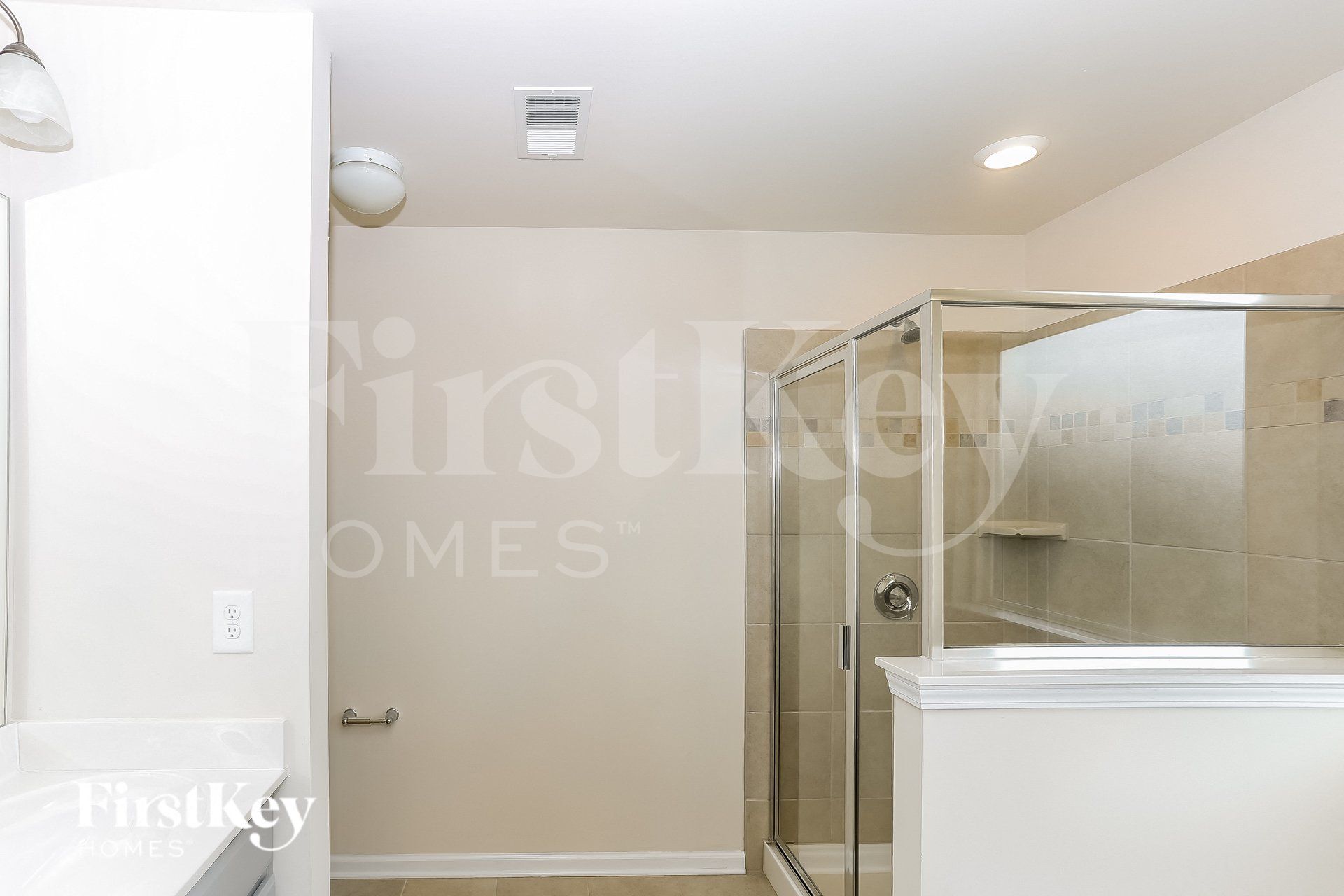 Building Photo - 182 Paradise Hills Cir