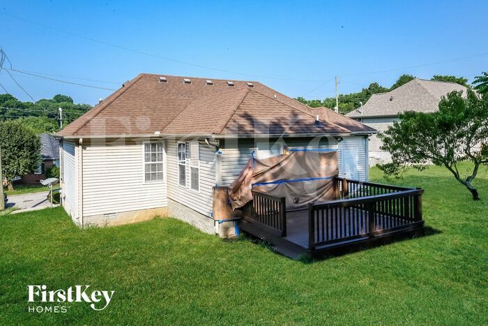 Building Photo - 105 SADDLESTONE Ct S