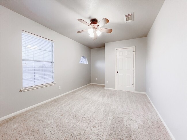 Building Photo - 10838 Waterfern Ct